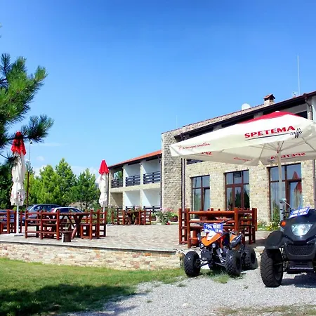 Комплекс Кралско Село Ξενοδοχείο 2*